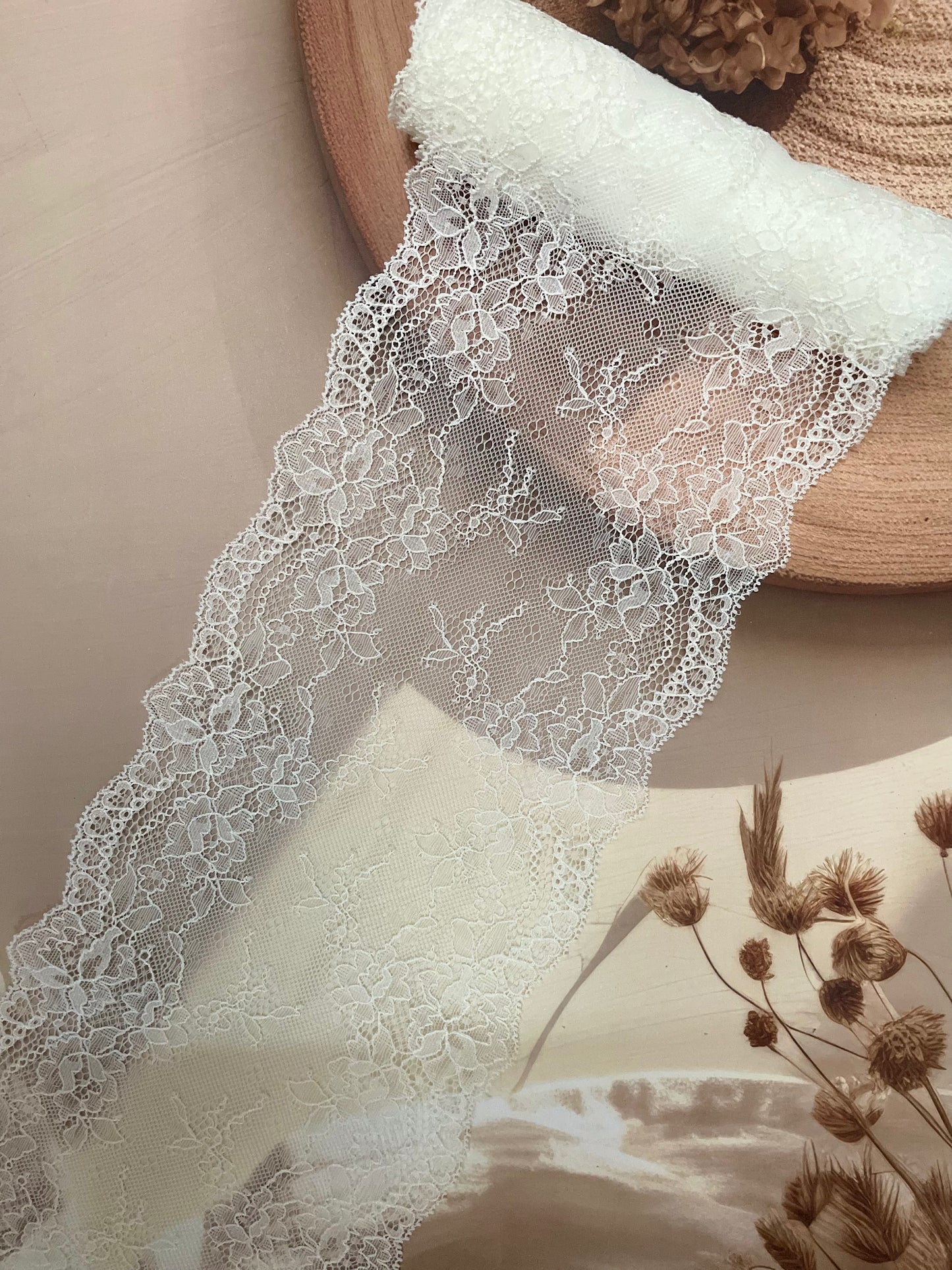 Elastic Lycra Lace β 16.5 cm Width - #LL26LL0047