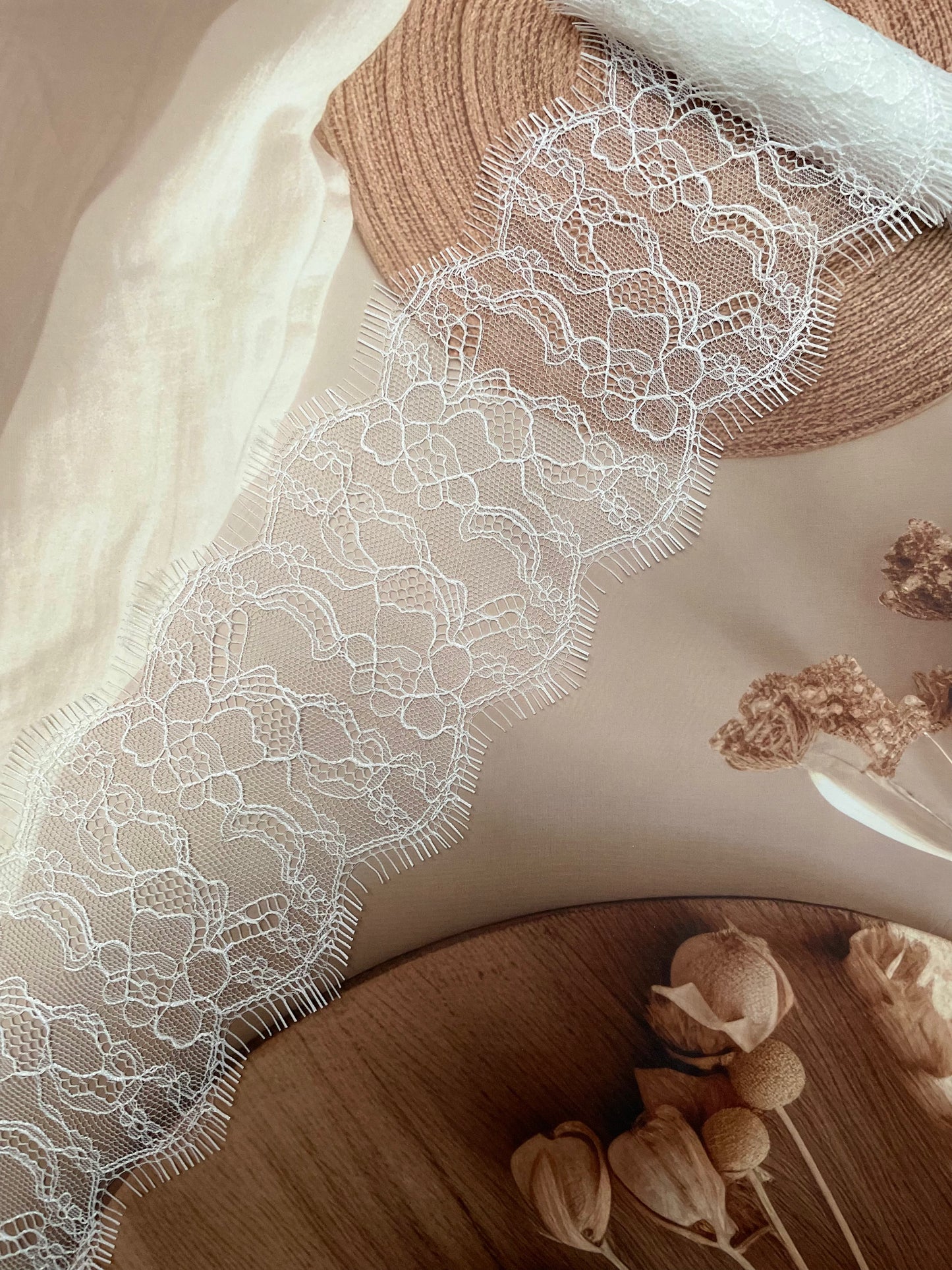 Eyelash chantily Lace โ 8.5 cm Width - #LL18EL0061