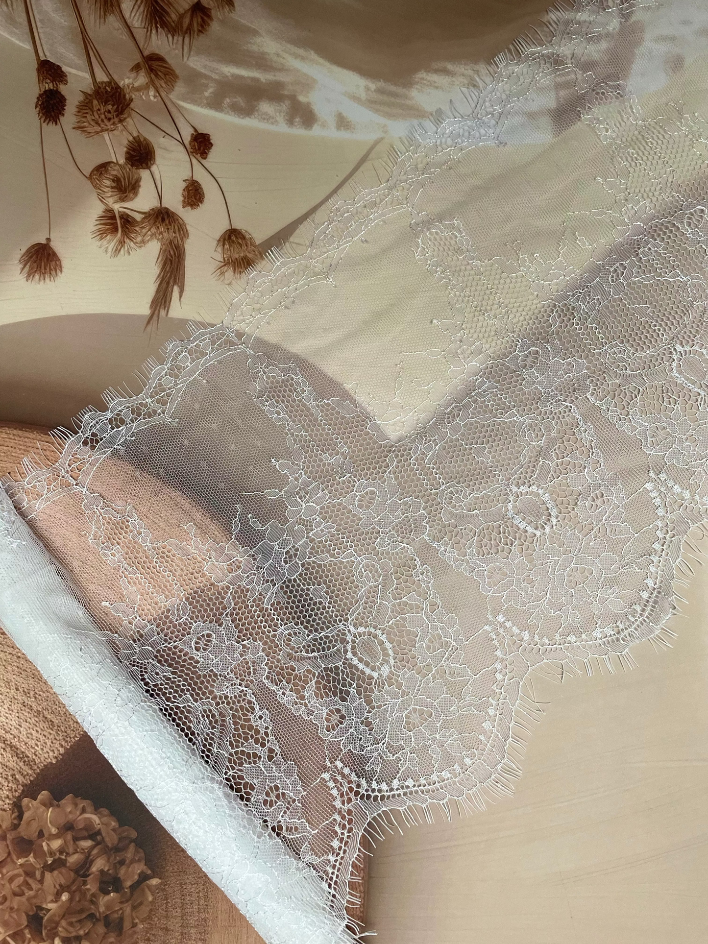 Eyelash chantily Lace – 25 cm Width - #LL32EL0060