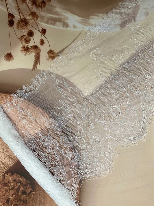 Eyelash chantily Lace – 25 cm Width - #LL32EL0060