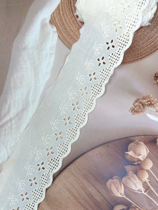 Fabric Embroidered Laces – 8.5 cm Width - #LL18EL0064